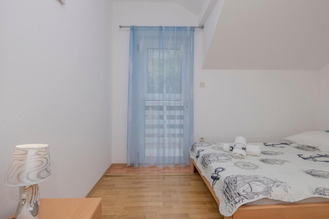 Apartments Zdravka Lokva Rogoznica Exteriör bild