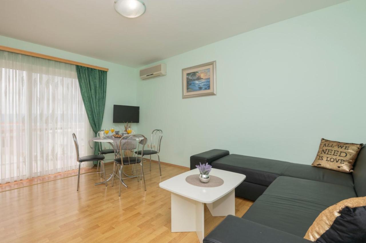 Apartments Zdravka Lokva Rogoznica Exteriör bild